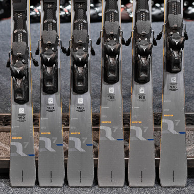 Narty Atomic Redster Q7 Revoshock C 2024