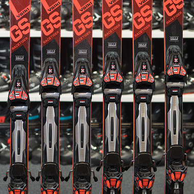 Narty Volkl Racetiger GS 2025