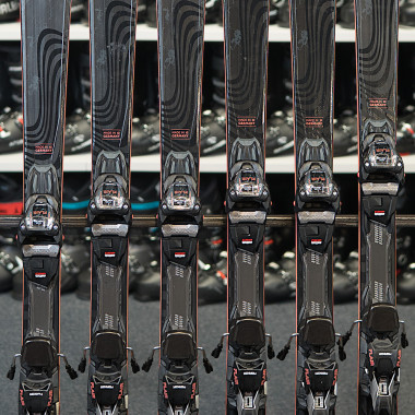 Narty Volkl Flair SC Carbon 2025